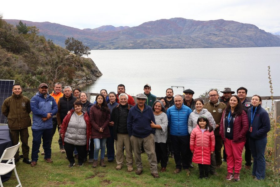 Gobierno acerca servicios públicos a la comunidad de Lago Cochrane en nueva jornada de “Gobierno en Terreno”