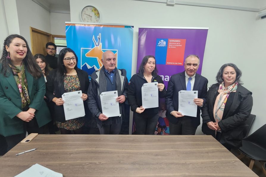 Delegada Presidencial Provincial encabeza importantes hitos en Cochrane para fortalecer la red de apoyo a mujeres en la Provincia de Capitán Prat