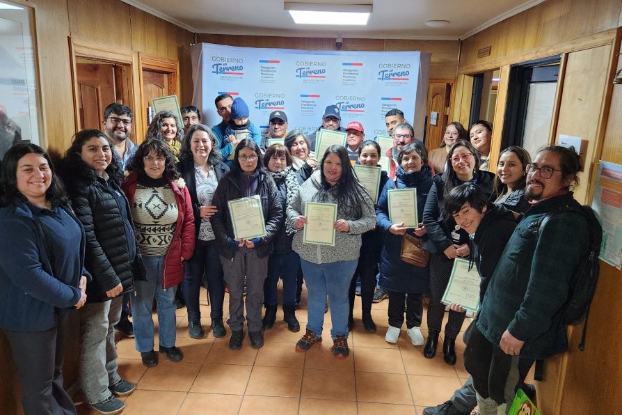 CONADI realiza diálogo ciudadano y entrega de certificaciones en la provincia Capitán Prat