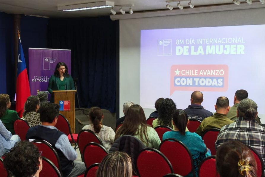 Seremi de la Mujer y Equidad de Género conmemoró el Día Internacional de la Mujer en Cochrane